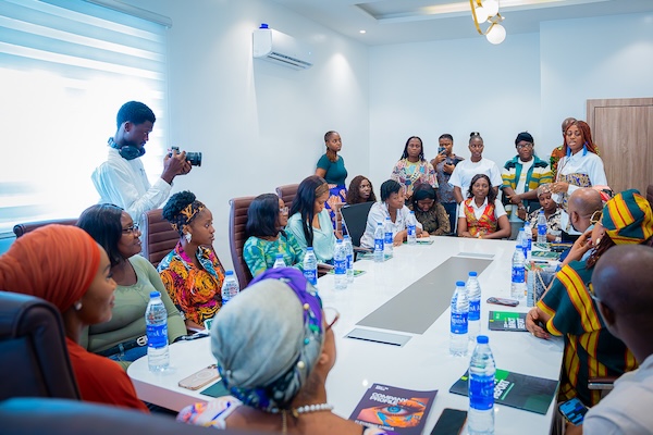 Dr Joyce Banda visits the Warri Kingdom